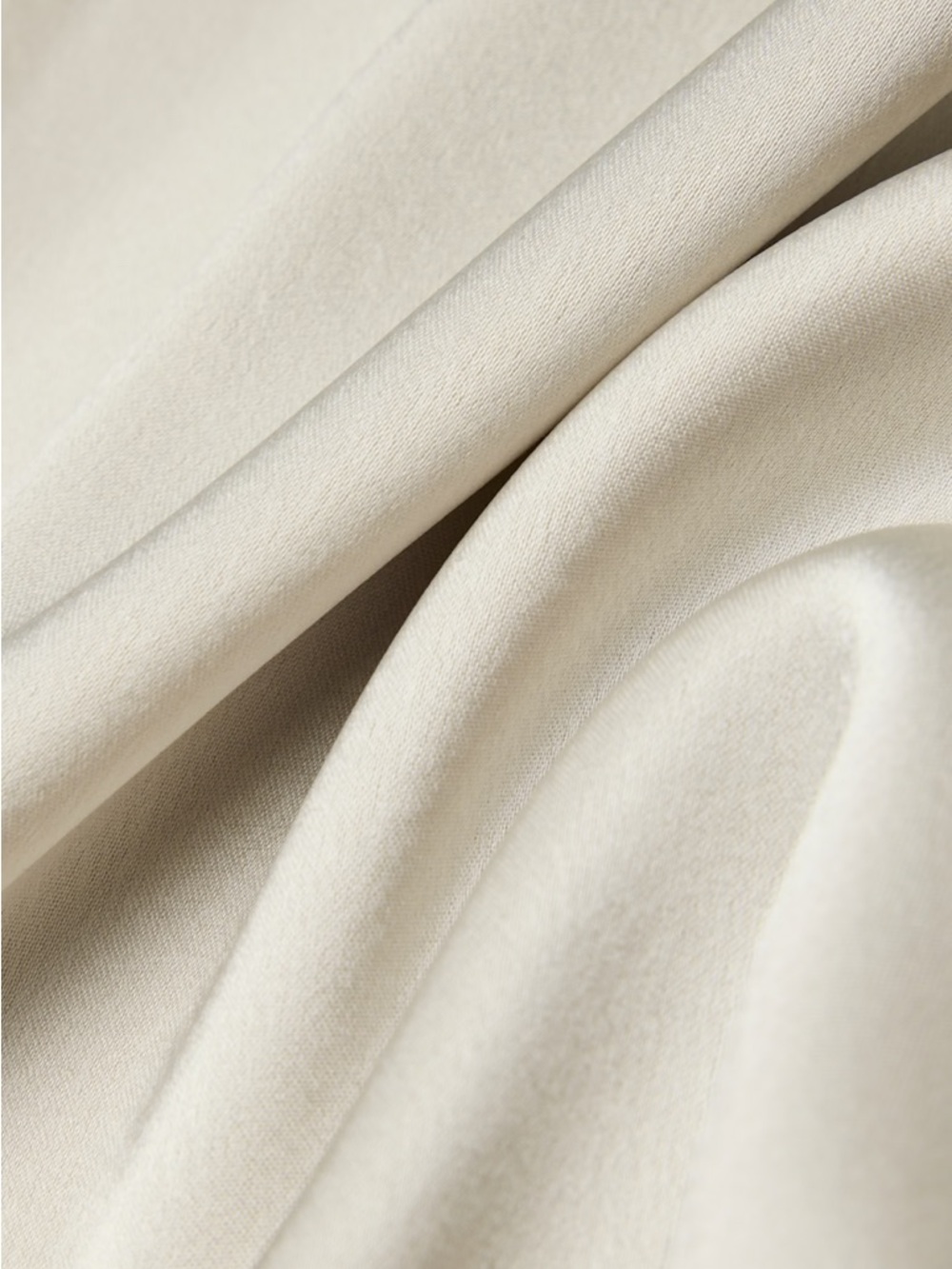 Aritzia Archer Satin Wide-Leg Pants in Soft Cream - Picture 3 of 6